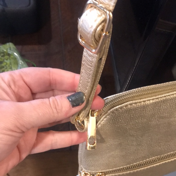 Gold crossbody bag - Picture 7 of 16